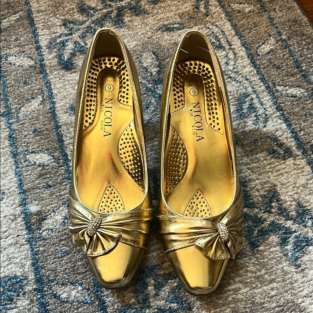 1980’s Nicola Gold Women's Shoes
